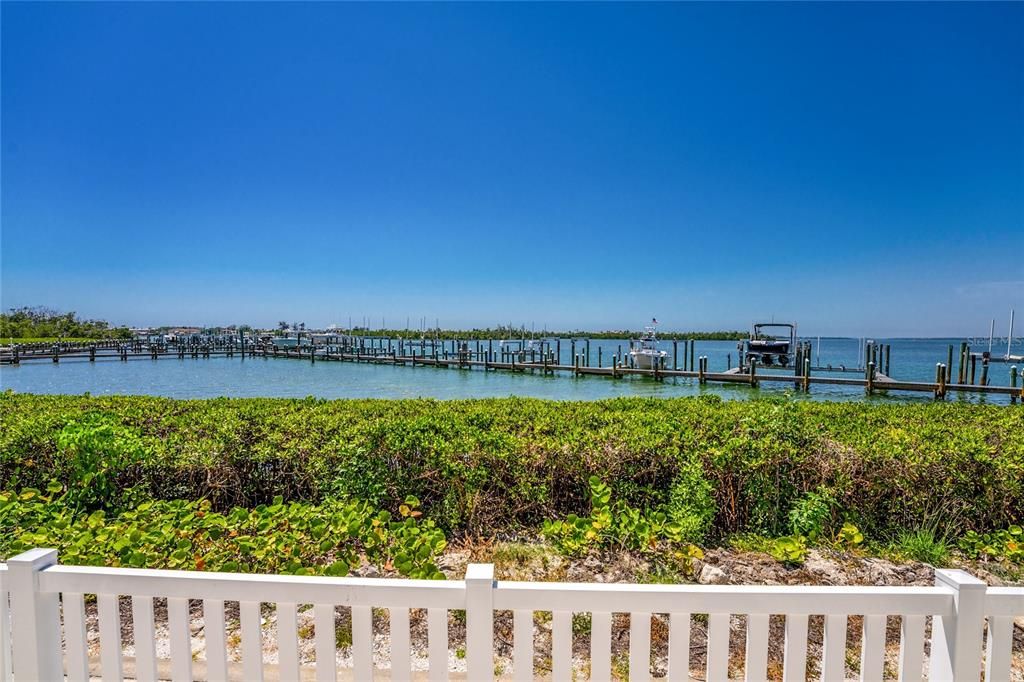 For Sale: $539,000 (2 beds, 2 baths, 1340 Square Feet)