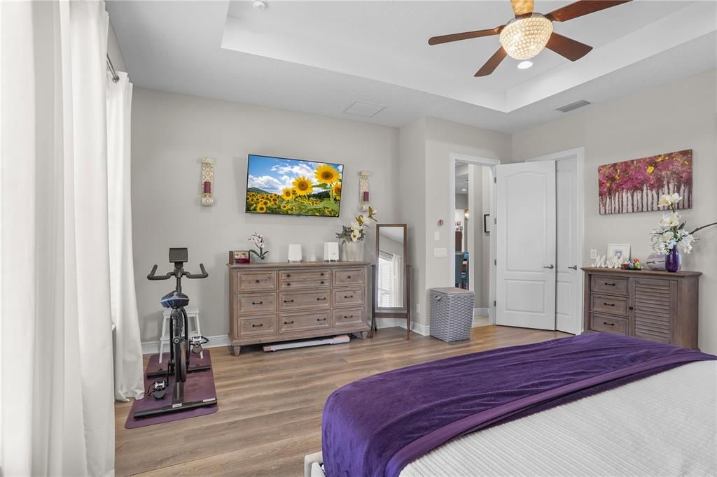 En Venta: $1,250,000 (5 camas, 5 baños, 4172 Pies cuadrados)