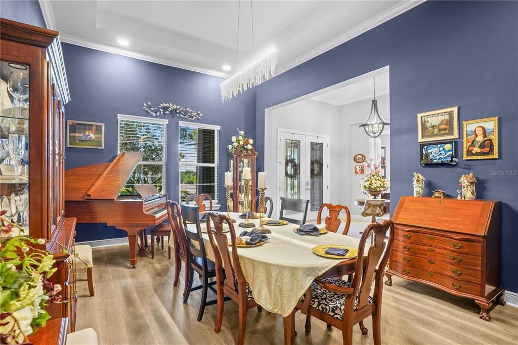 En Venta: $1,250,000 (5 camas, 5 baños, 4172 Pies cuadrados)