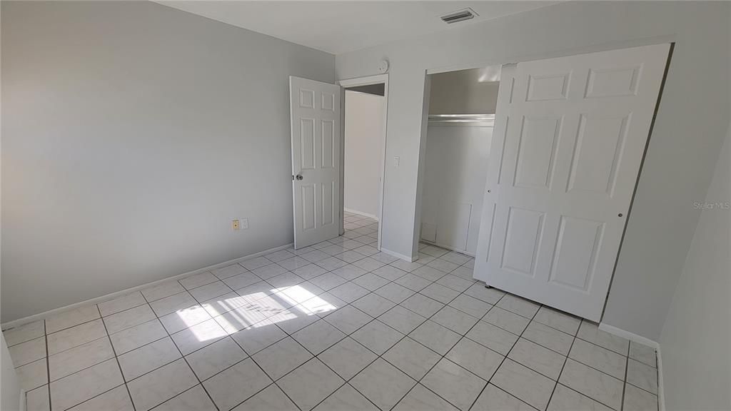 Active With Contract: $395,000 (4 beds, 0 baths, 1576 Square Feet)