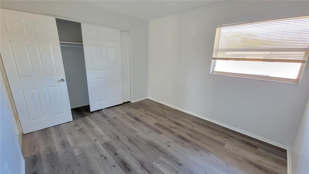 Active With Contract: $395,000 (4 beds, 0 baths, 1576 Square Feet)