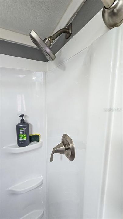 На продажу: $149,900 (2 спален, 1 ванн, 924 Квадратных фут)