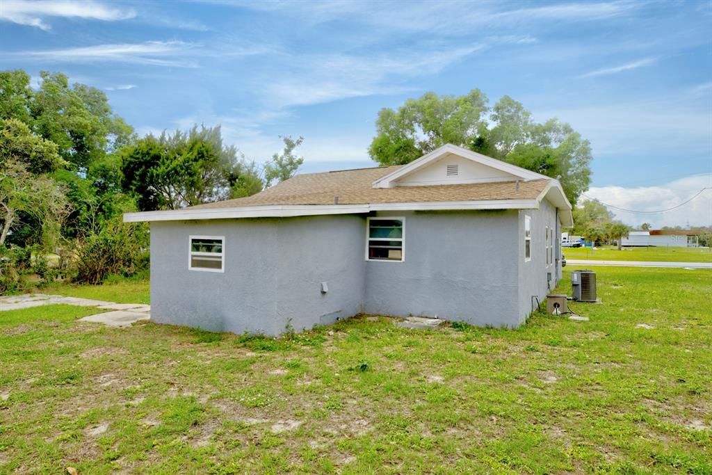 For Sale: $220,000 (3 beds, 2 baths, 1342 Square Feet)