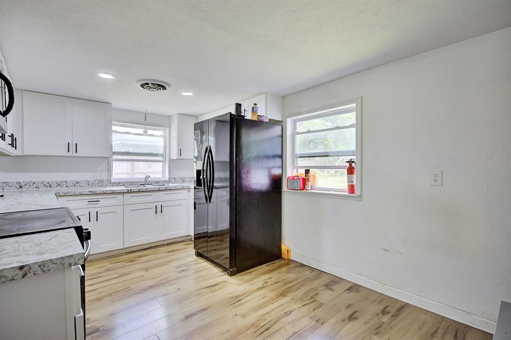 For Sale: $220,000 (3 beds, 2 baths, 1342 Square Feet)