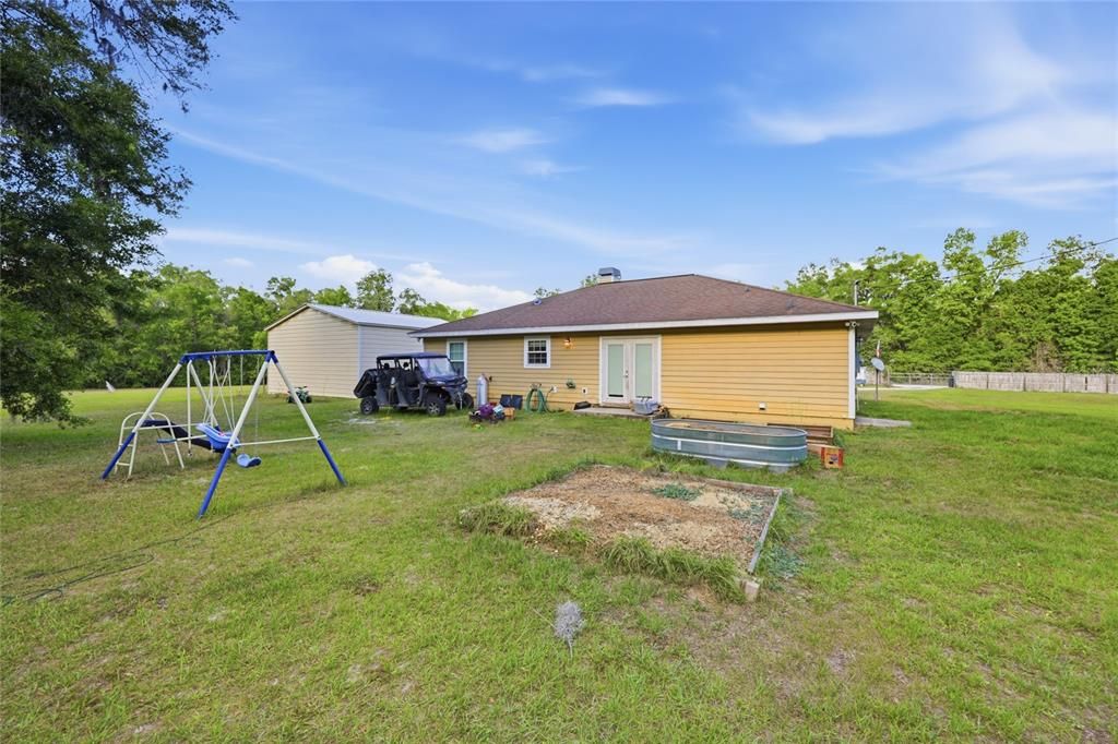 For Sale: $315,000 (3 beds, 2 baths, 1536 Square Feet)
