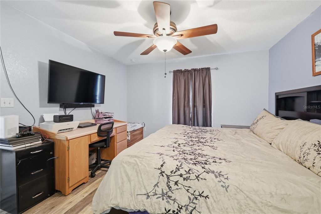For Sale: $315,000 (3 beds, 2 baths, 1536 Square Feet)