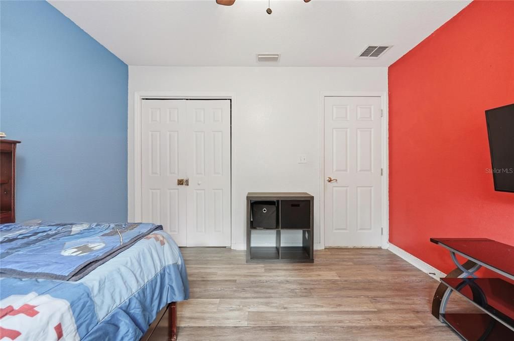 For Sale: $315,000 (3 beds, 2 baths, 1536 Square Feet)