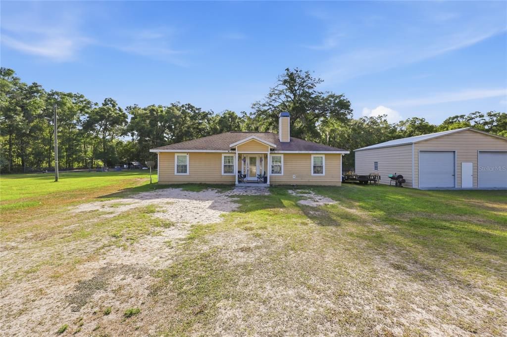 For Sale: $315,000 (3 beds, 2 baths, 1536 Square Feet)