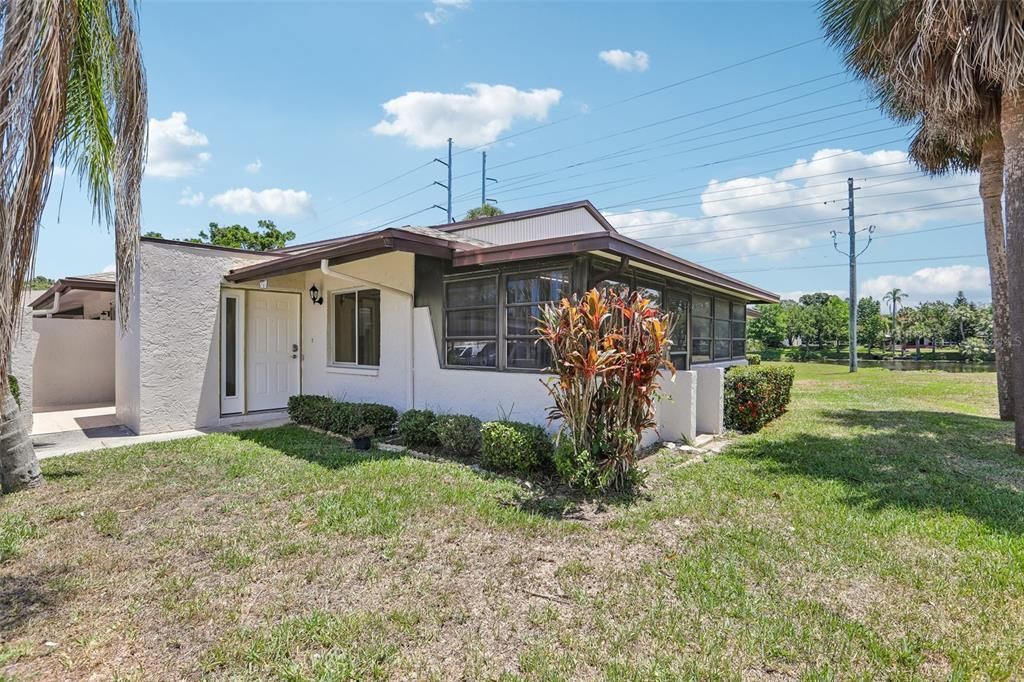 For Sale: $209,900 (2 beds, 1 baths, 1000 Square Feet)