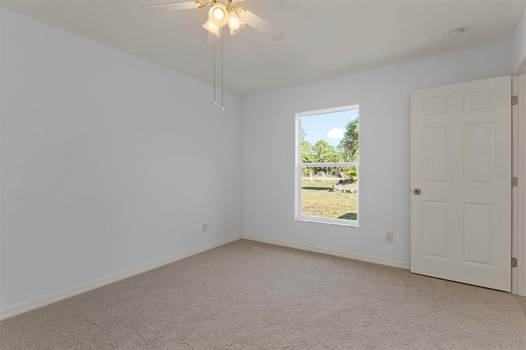 For Sale: $264,900 (3 beds, 2 baths, 1352 Square Feet)