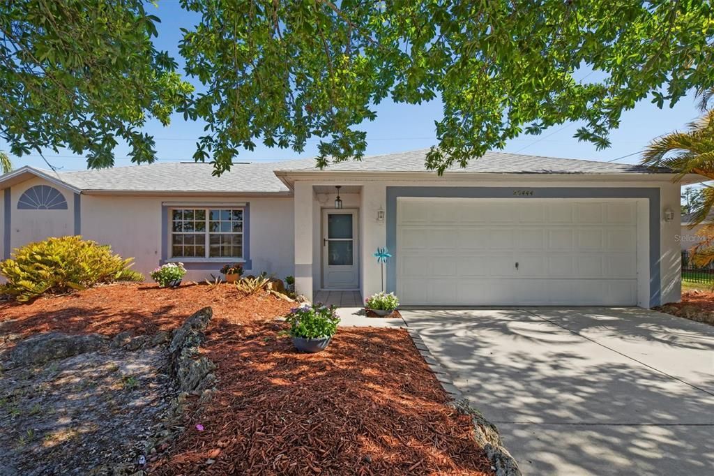 For Sale: $264,900 (3 beds, 2 baths, 1352 Square Feet)