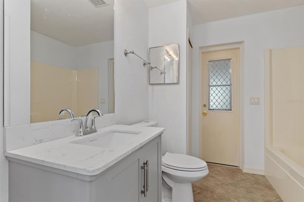 For Sale: $264,900 (3 beds, 2 baths, 1352 Square Feet)