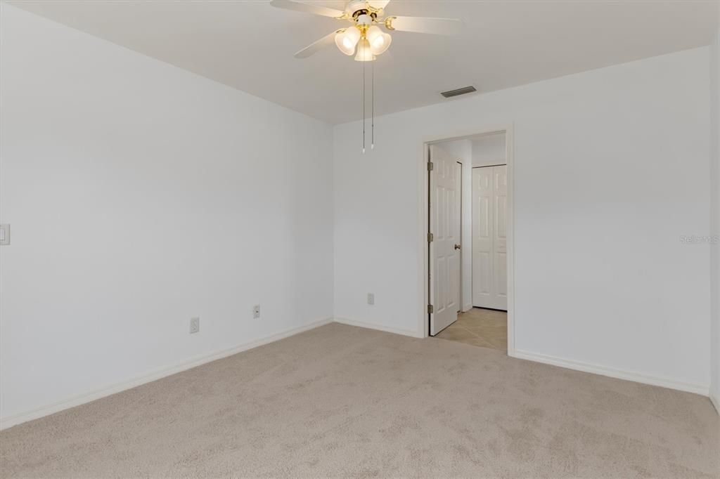 For Sale: $264,900 (3 beds, 2 baths, 1352 Square Feet)