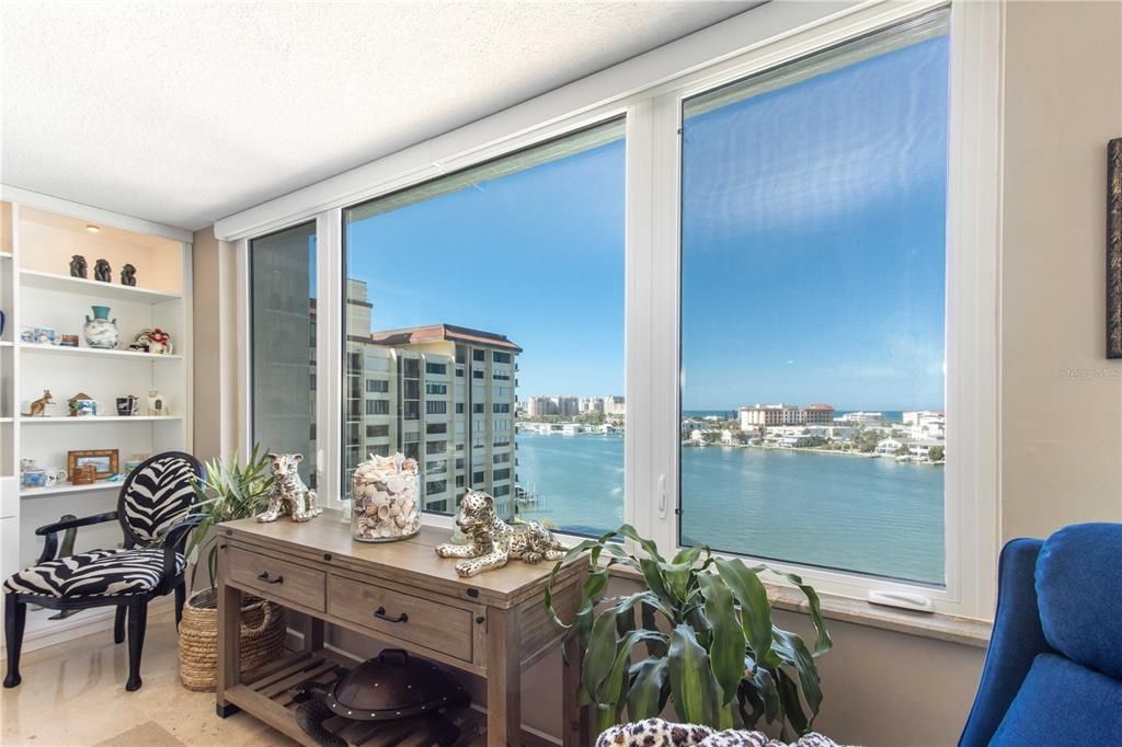 En Venta: $875,000 (2 camas, 2 baños, 1980 Pies cuadrados)