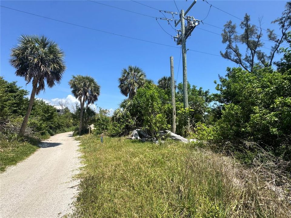 待售: $105,000 (0.12 acres)