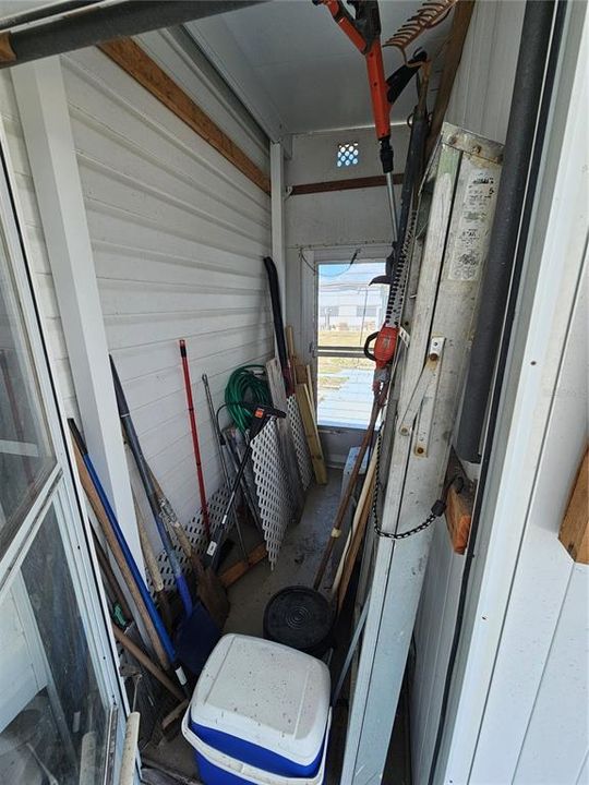 For Sale: $119,900 (2 beds, 2 baths, 960 Square Feet)