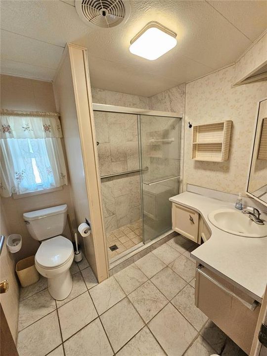For Sale: $119,900 (2 beds, 2 baths, 960 Square Feet)