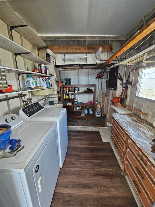 For Sale: $119,900 (2 beds, 2 baths, 960 Square Feet)