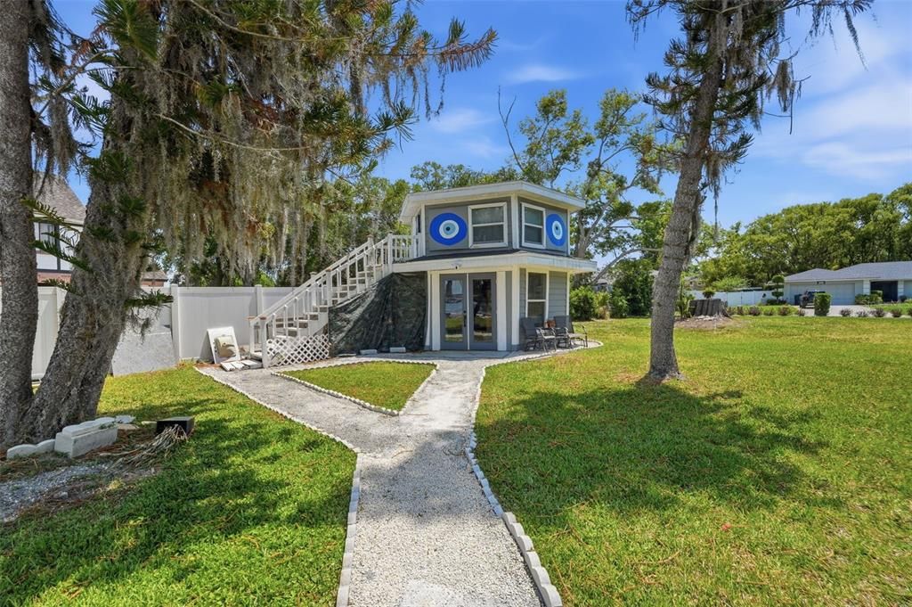 For Sale: $875,000 (4 beds, 2 baths, 2680 Square Feet)