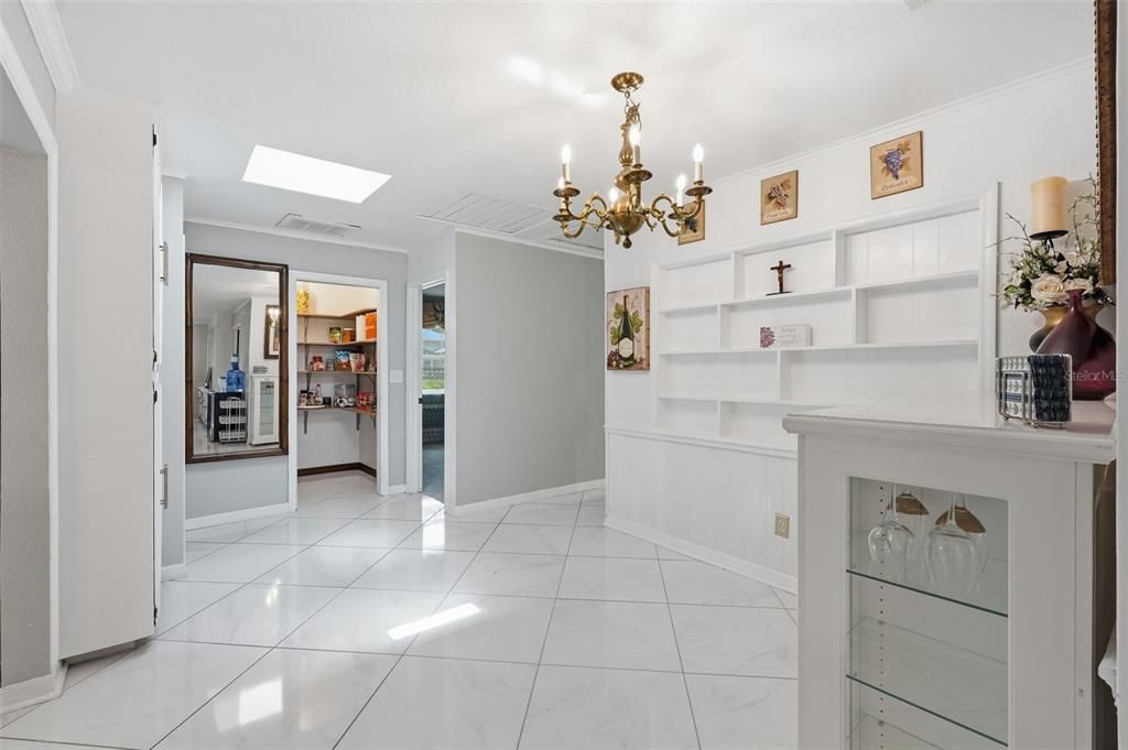 For Sale: $875,000 (4 beds, 2 baths, 2680 Square Feet)