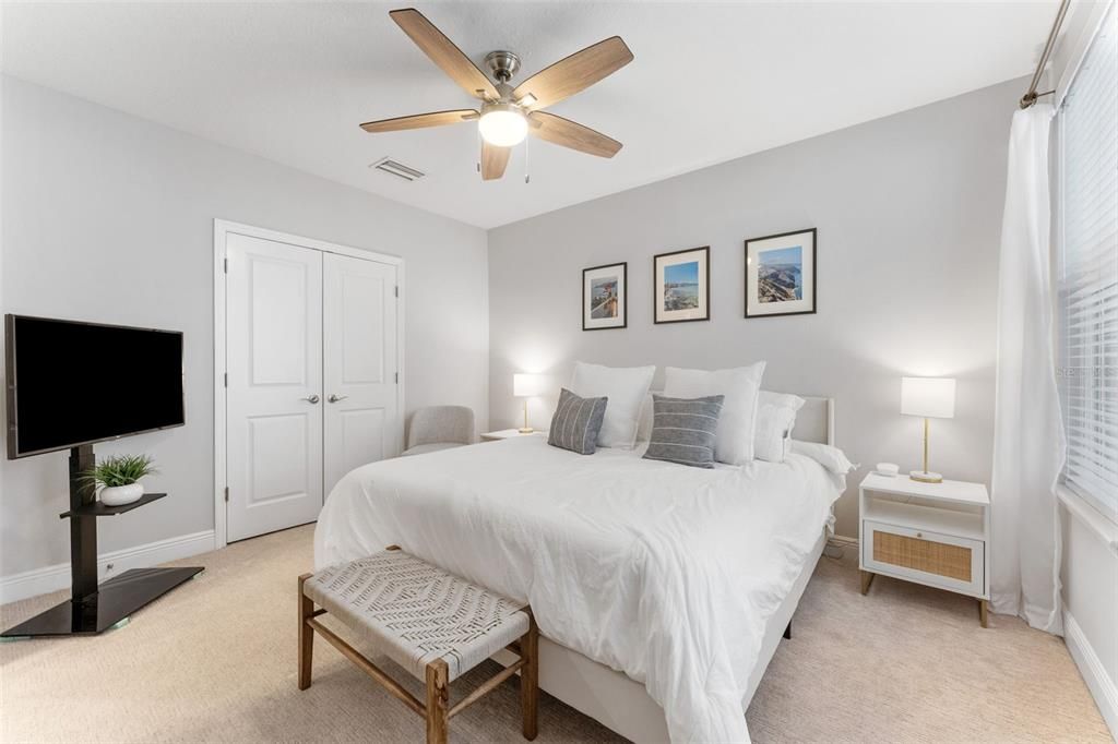 Active With Contract: $914,900 (4 beds, 3 baths, 2444 Square Feet)