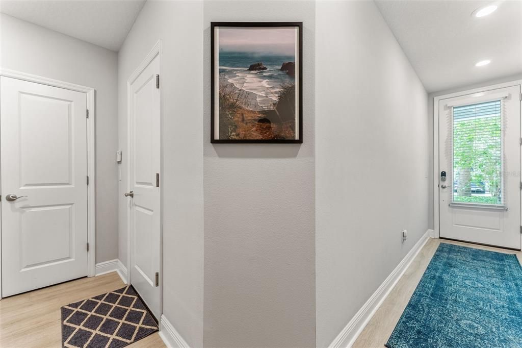Active With Contract: $914,900 (4 beds, 3 baths, 2444 Square Feet)