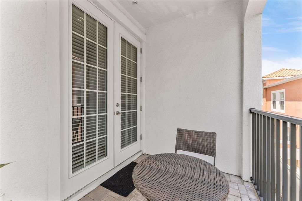 Active With Contract: $914,900 (4 beds, 3 baths, 2444 Square Feet)
