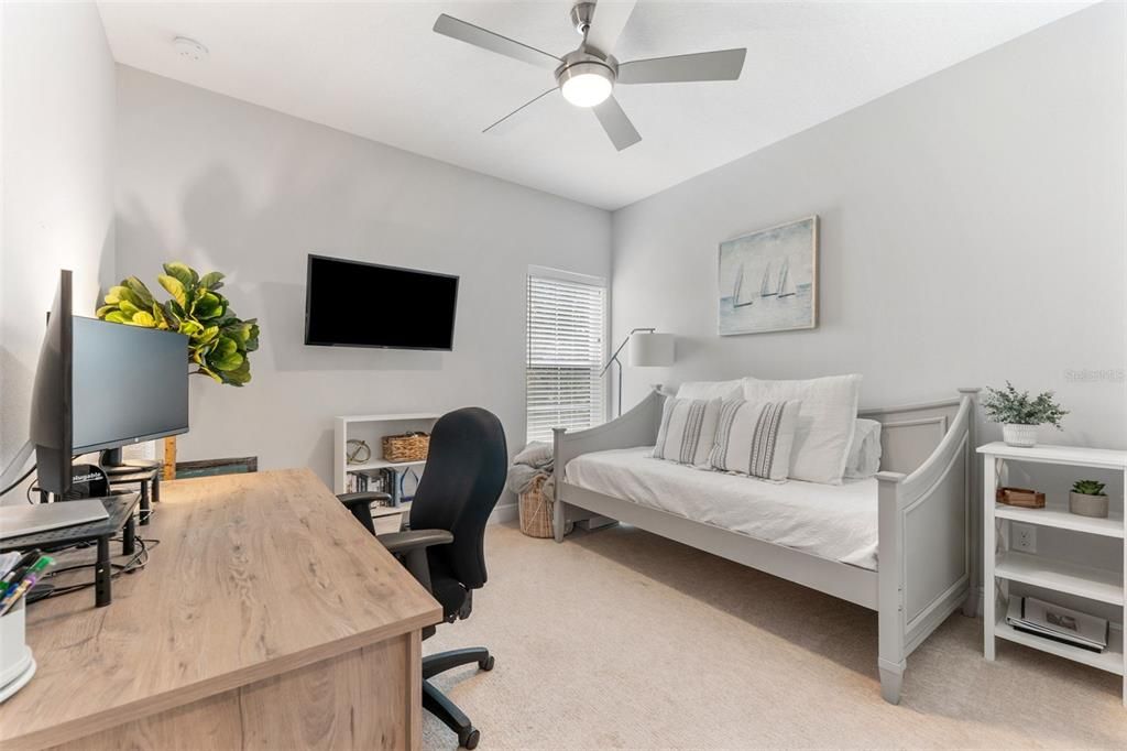 Active With Contract: $914,900 (4 beds, 3 baths, 2444 Square Feet)