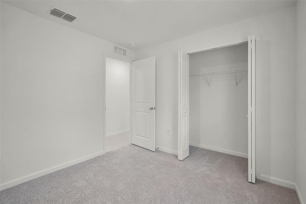 For Rent: $2,050 (4 beds, 2 baths, 1836 Square Feet)