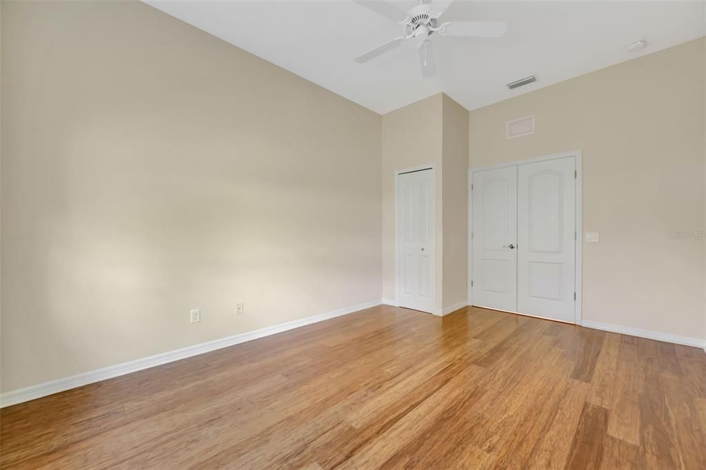 For Sale: $525,000 (3 beds, 2 baths, 1844 Square Feet)