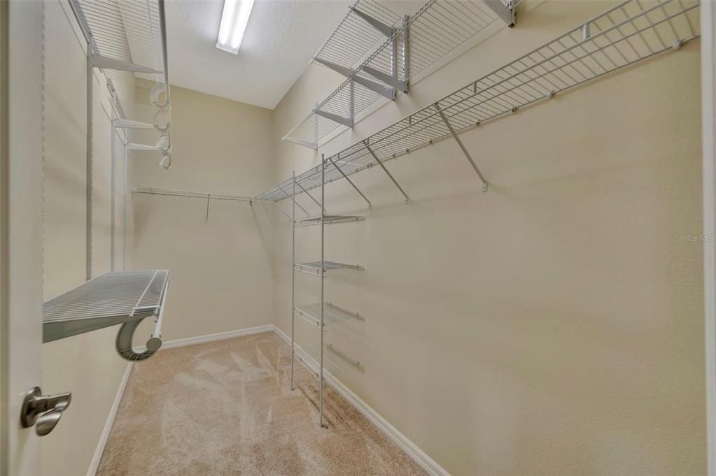 For Sale: $525,000 (3 beds, 2 baths, 1844 Square Feet)