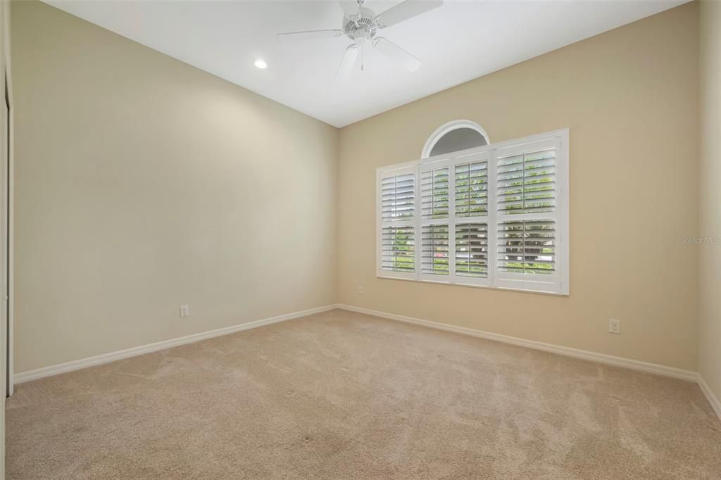 For Sale: $525,000 (3 beds, 2 baths, 1844 Square Feet)