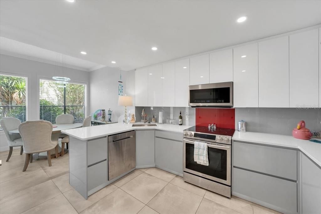 En Venta: $205,000 (2 camas, 2 baños, 1125 Pies cuadrados)