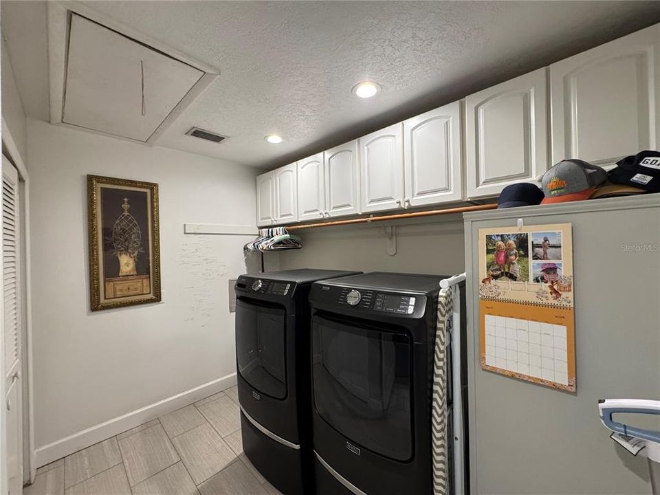 For Sale: $1,200,000 (4 beds, 3 baths, 2838 Square Feet)