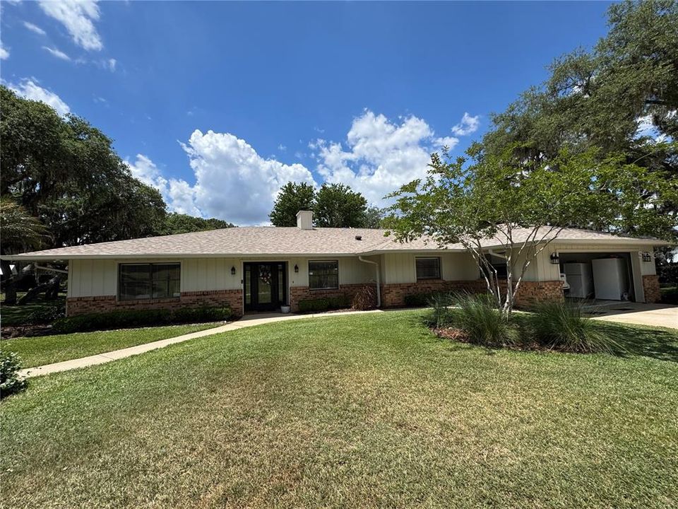 For Sale: $1,200,000 (4 beds, 3 baths, 2838 Square Feet)