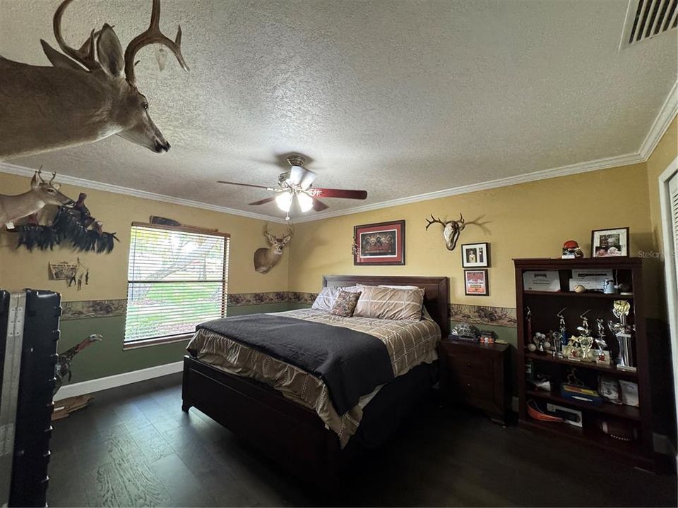 For Sale: $1,200,000 (4 beds, 3 baths, 2838 Square Feet)