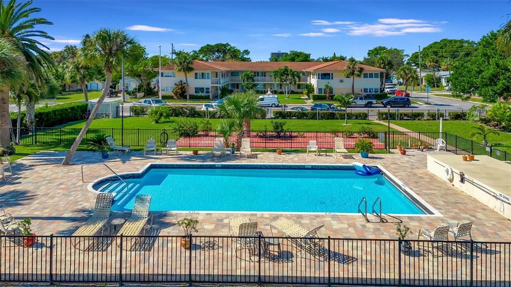 For Sale: $1,299,000 (6 beds, 0 baths, 2647 Square Feet)