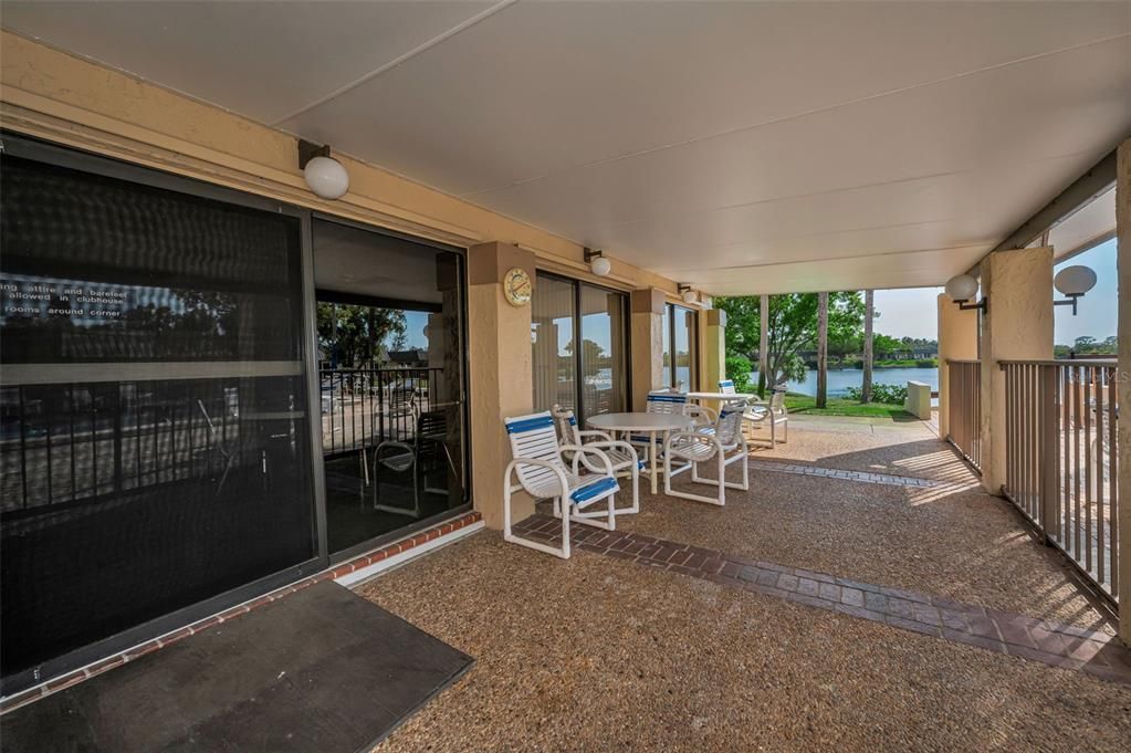 En Venta: $142,500 (2 camas, 2 baños, 1050 Pies cuadrados)