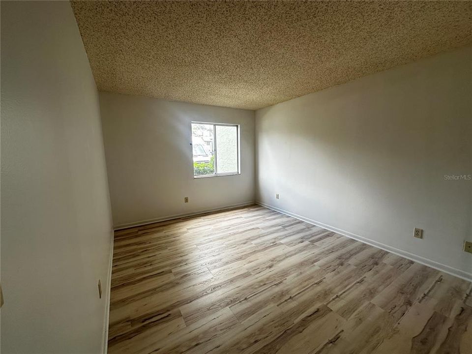 В аренду: $1,200 (2 спален, 1 ванн, 1031 Квадратных фут)