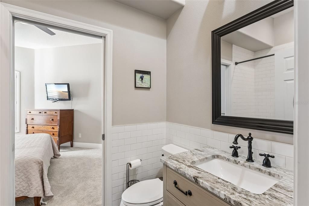 Activo con contrato: $875,000 (4 camas, 3 baños, 2993 Pies cuadrados)