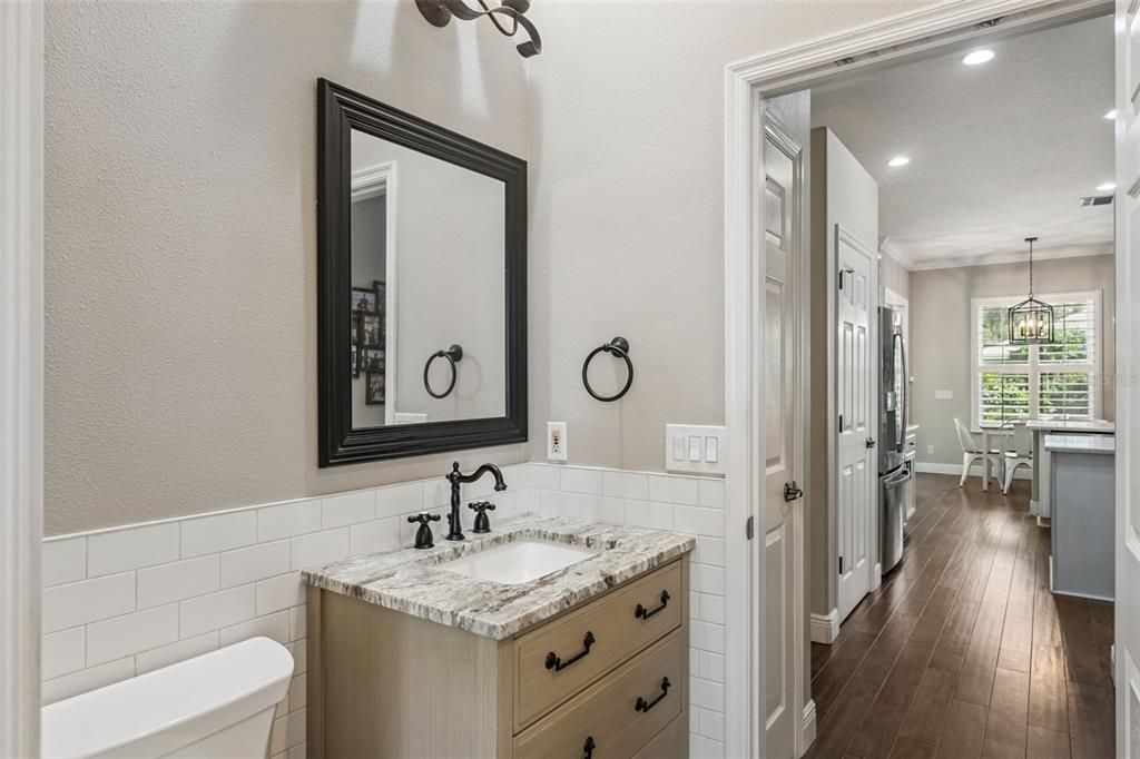 Activo con contrato: $875,000 (4 camas, 3 baños, 2993 Pies cuadrados)