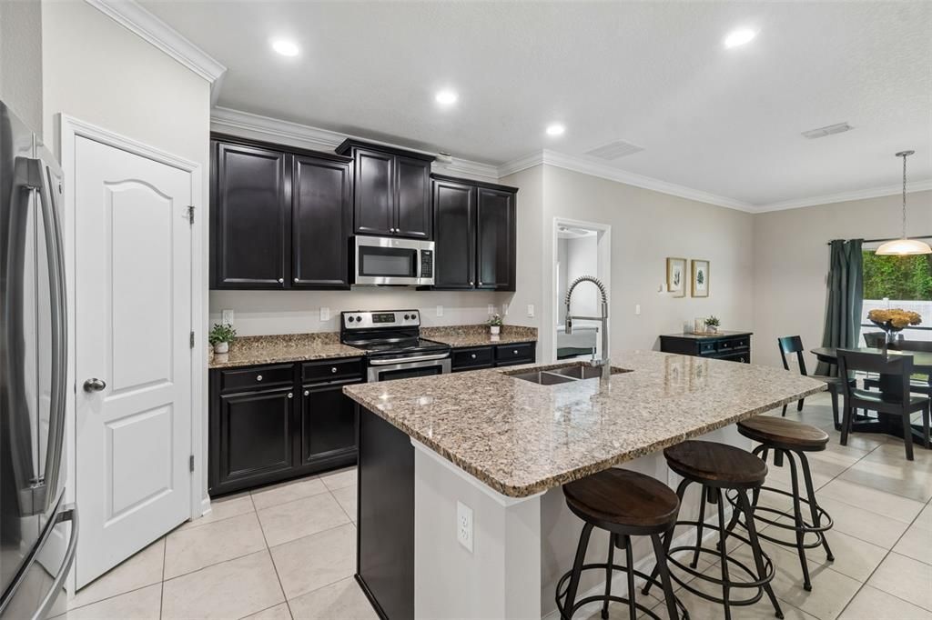 En Venta: $314,900 (3 camas, 2 baños, 1548 Pies cuadrados)