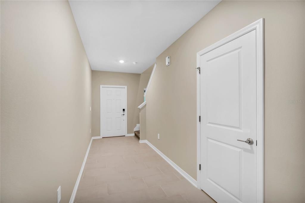 В аренду: $2,850 (5 спален, 2 ванн, 2194 Квадратных фут)