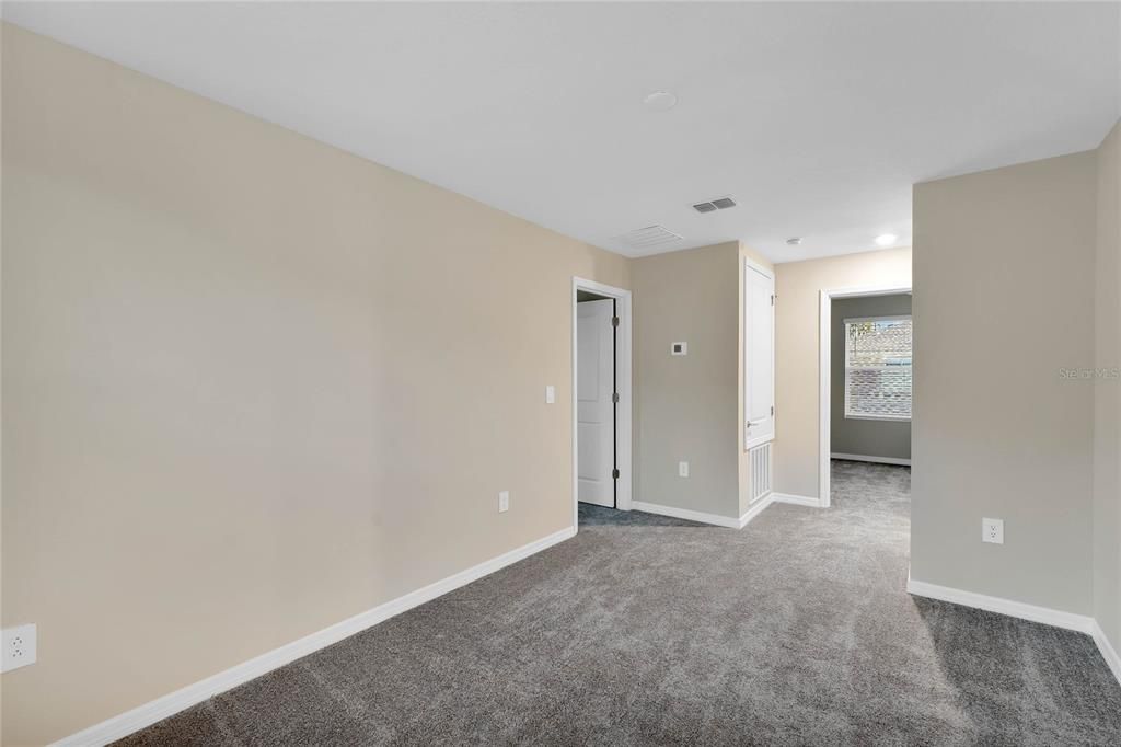 В аренду: $2,850 (5 спален, 2 ванн, 2194 Квадратных фут)