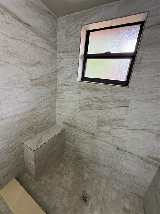 На продажу: $205,000 (2 спален, 2 ванн, 930 Квадратных фут)