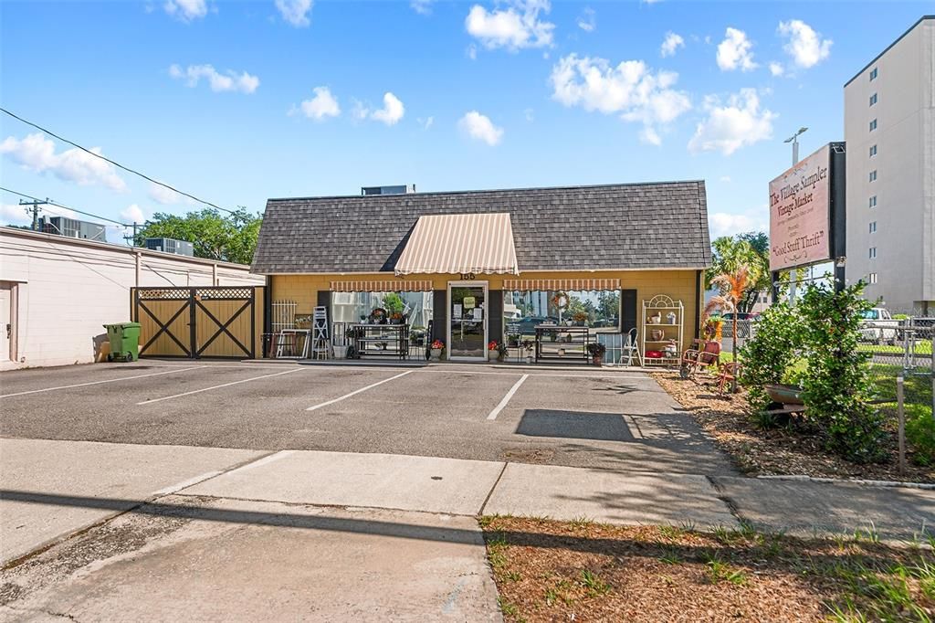 For Sale: $679,000 (0 beds, 0 baths, 4325 Square Feet)