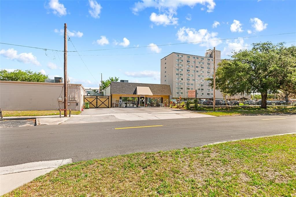For Sale: $679,000 (0 beds, 0 baths, 4325 Square Feet)