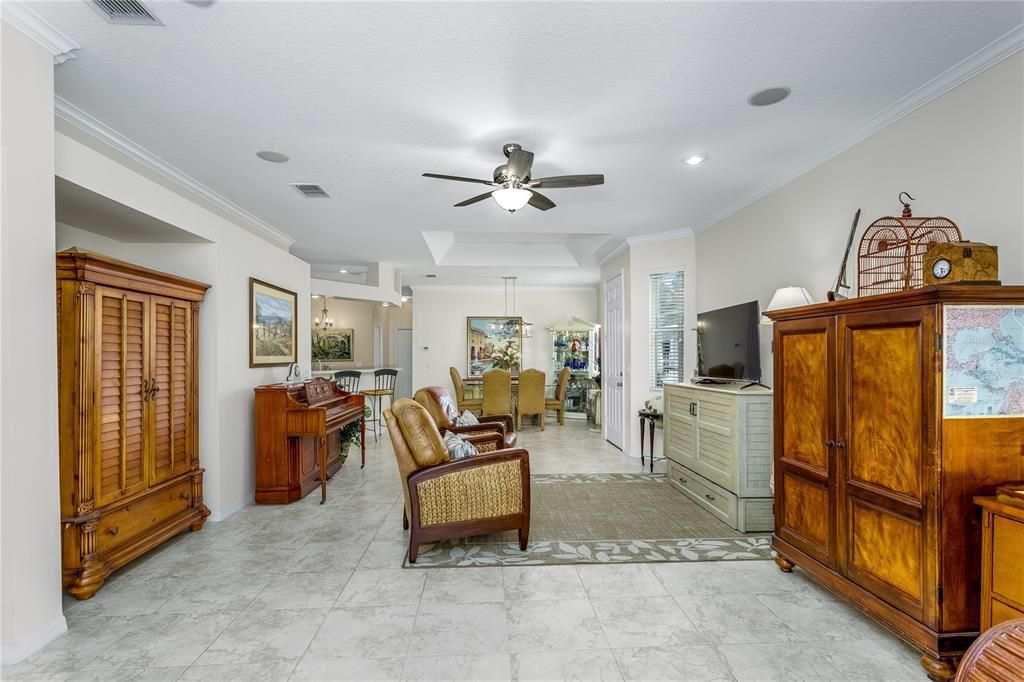 En Venta: $339,000 (2 camas, 2 baños, 1568 Pies cuadrados)