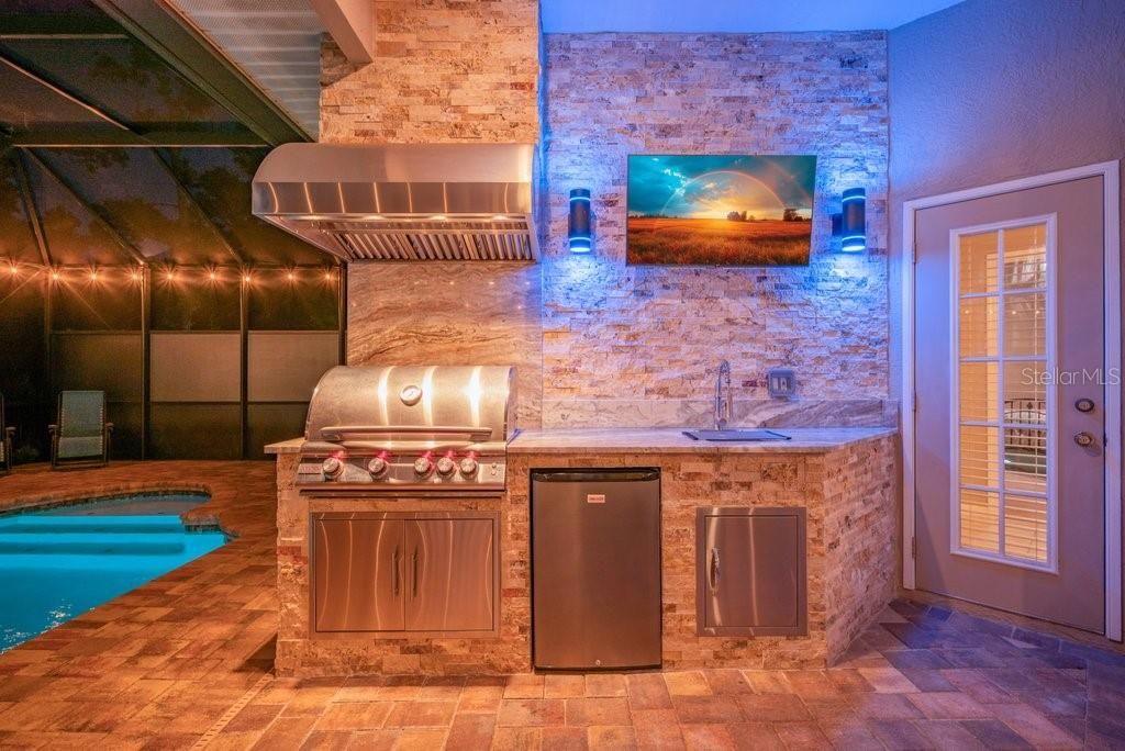 Activo con contrato: $785,000 (5 camas, 3 baños, 3340 Pies cuadrados)