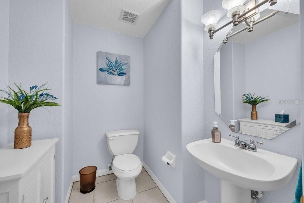 Activo con contrato: $785,000 (5 camas, 3 baños, 3340 Pies cuadrados)
